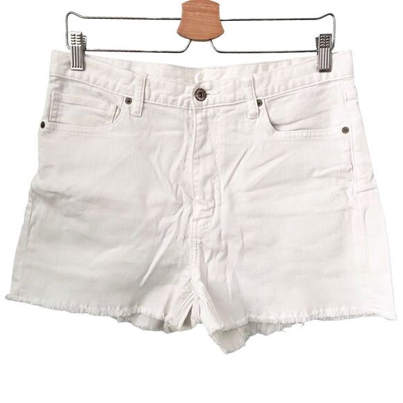 Uniqlo White Denim Raw Hem Jean Shorts in Size 29in - Picture 1 of 5
